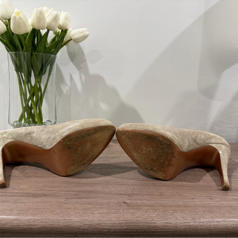 BCBG Brushed Gold Platform Heels - Picture 5 of 7